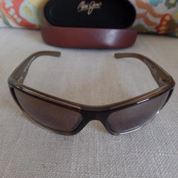 Maui Jim Accessories Maui Jim Barrier Reef Wrap Sunglasses In Brown